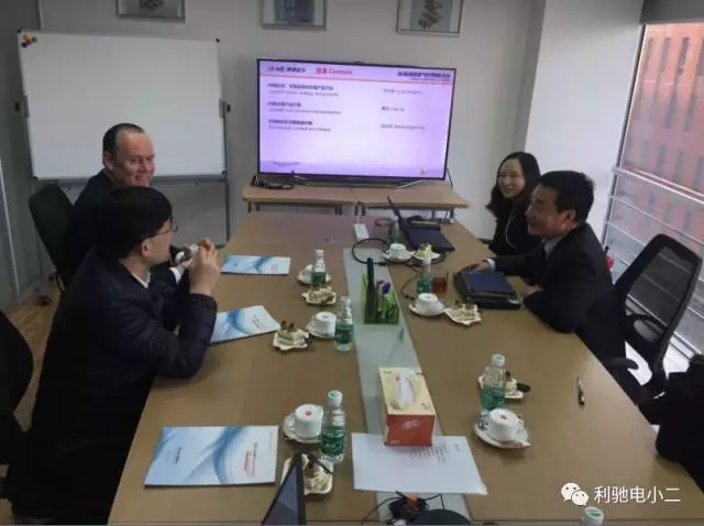 斯敦贝格先生,欢迎您!